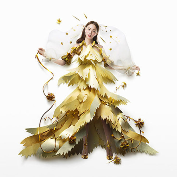 黄色いドレス姿の女性 レタッチ画像