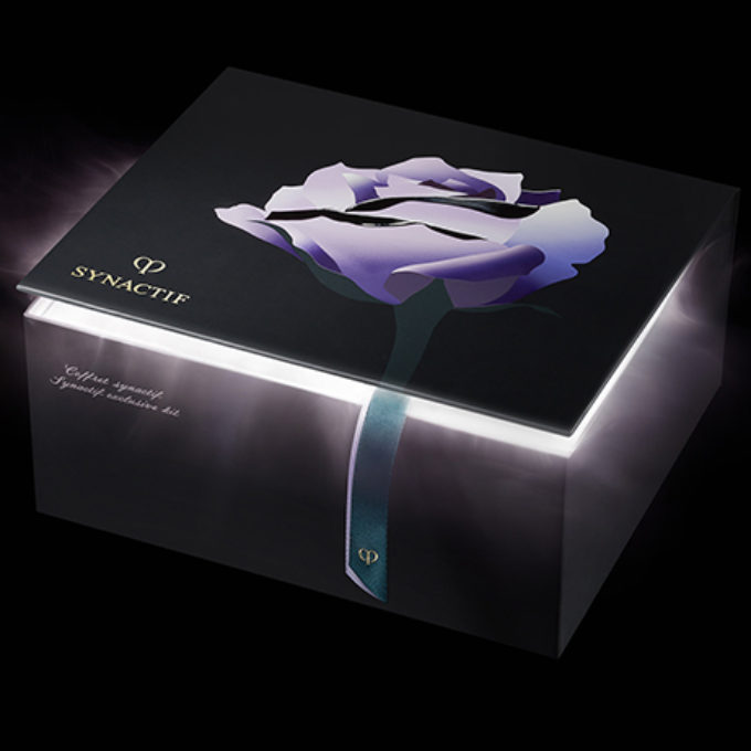 SYNACTIFの箱 化粧品レタッチ