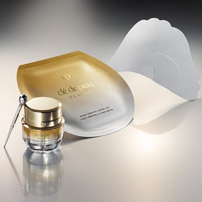 SYNACTIFゴールドの化粧品ボトルとスポイト 化粧品レタッチ