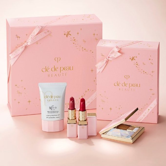 SYNACTIF ピンクの箱の化粧品セット 化粧品レタッチ